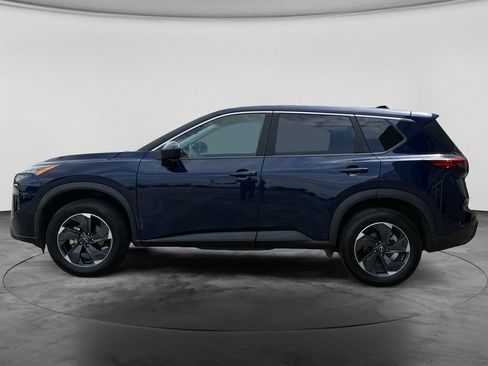 Used 2025 Nissan Rogue SV AWD/4WD image 5