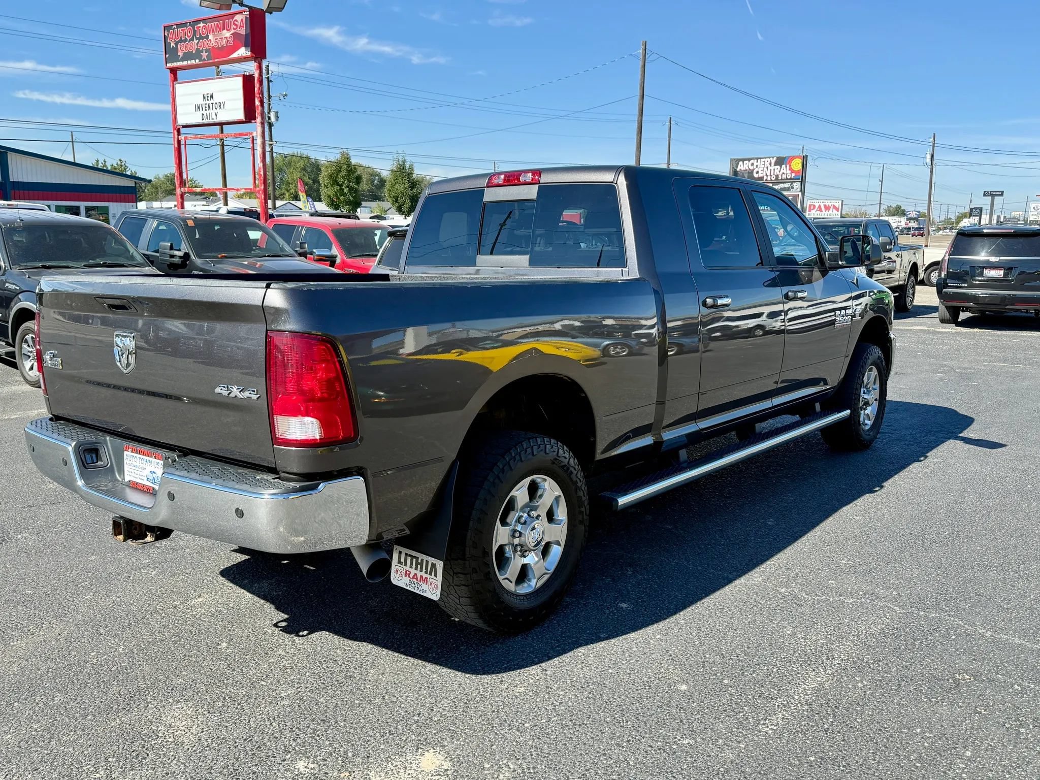 Used 2017 RAM 3500 Big Horn AWD/4WD image 5