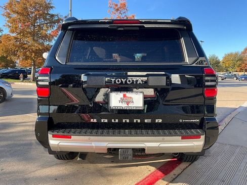 New 2025 Toyota 4Runner Limited image 7