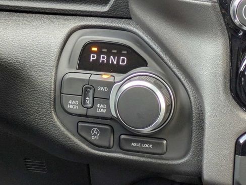 New 2026 RAM 1500 Express AWD/4WD image 19