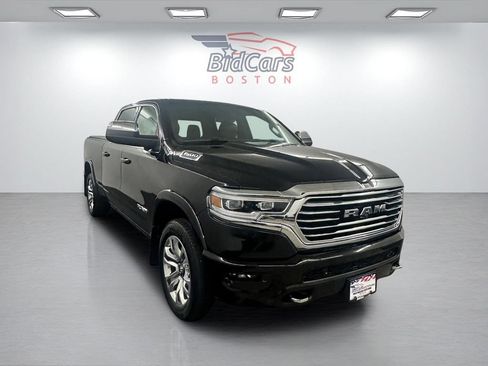 Used 2023 RAM 1500 Limited AWD/4WD image 3