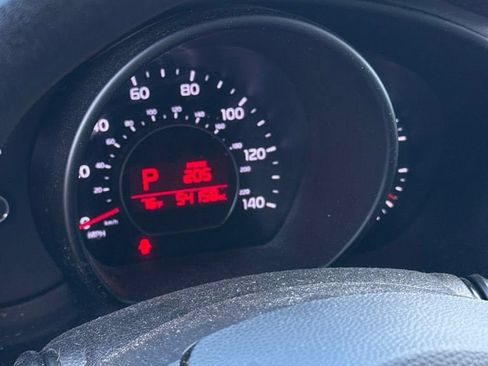 Used 2016 Kia Soul FWD image 16