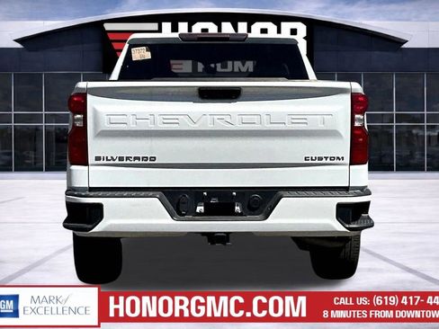 Used 2023 Chevrolet Silverado 1500 Custom image 5