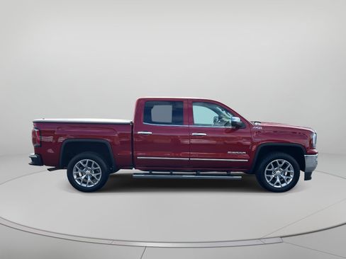Used 2018 GMC Sierra 1500 SLT w/ SLT Premium Package image 2