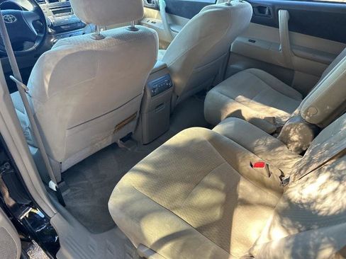 Used 2010 Toyota Highlander 4WD image 10
