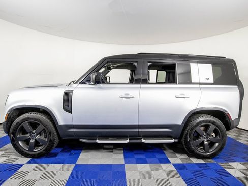 Used 2020 Land Rover Defender 110 SE image 8