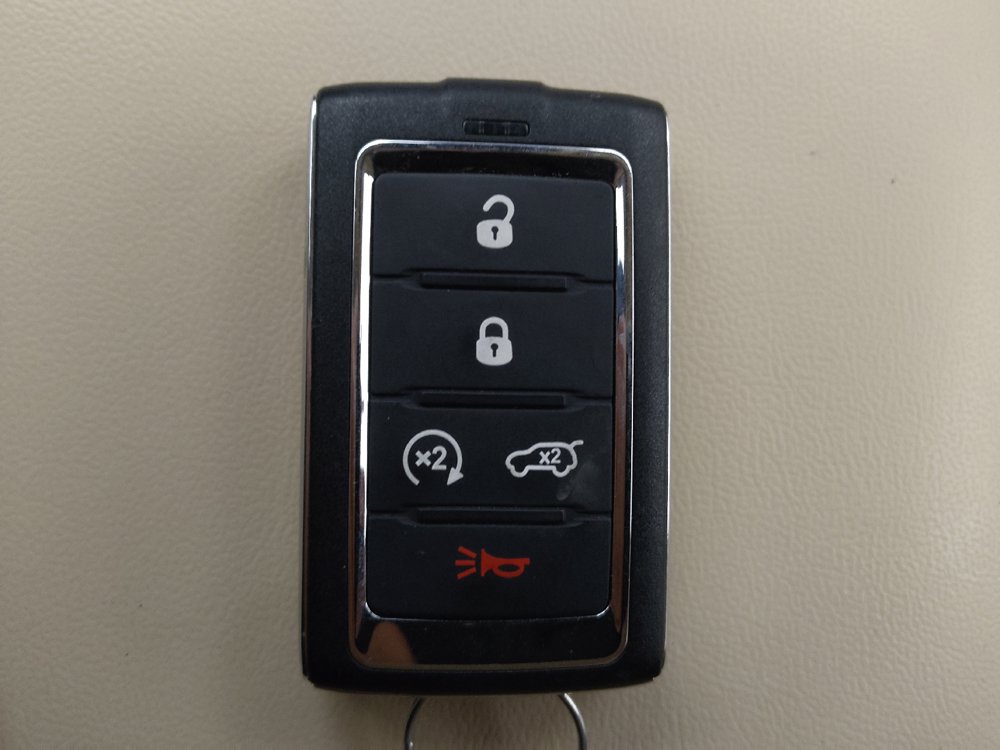 Used 2022 Jeep Grand Cherokee L Limited AWD/4WD image 32
