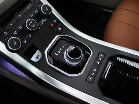 Used 2015 Land Rover Range Rover Evoque Prestige image 21