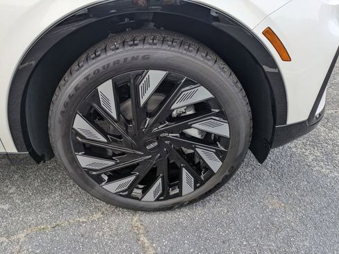 New 2026 Lincoln Nautilus Reserve AWD/4WD image 11