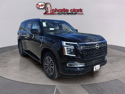 New 2026 Nissan Armada SL w/ Captain's Chari Seat Package image 8