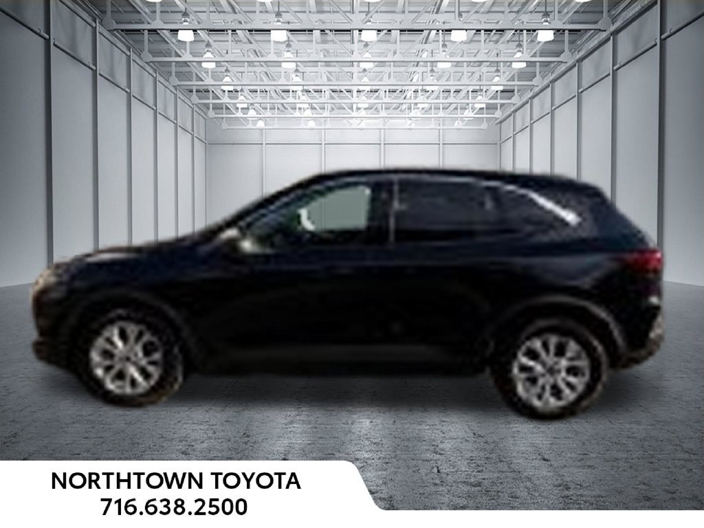 Used 2023 Ford Escape Active w/ Cold Weather Package FWD image 2