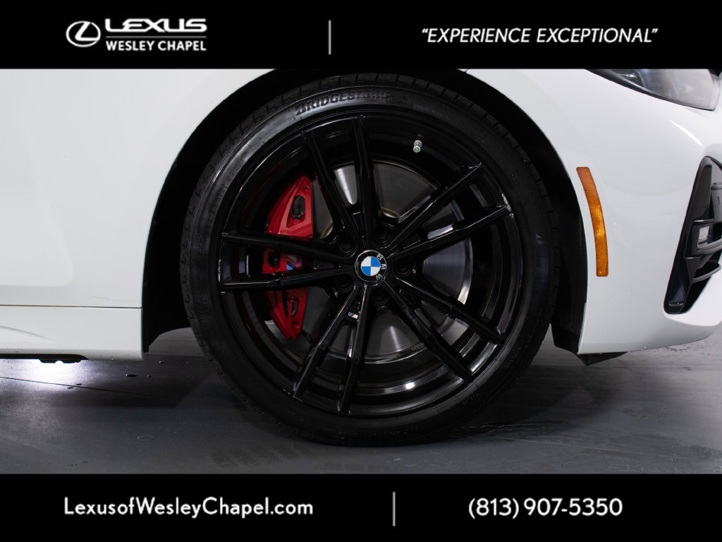Used 2022 BMW 430i Coupe w/ M Sport Package RWD image 3