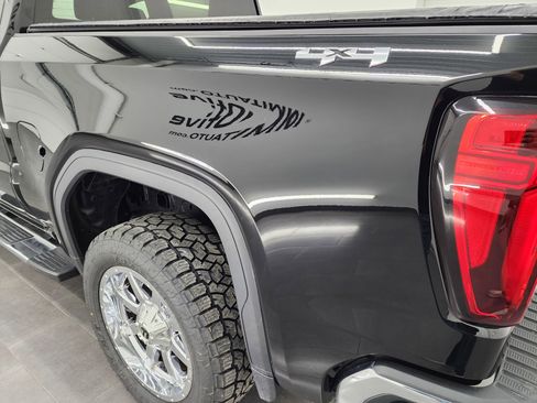 Used 2019 GMC Sierra 1500 SLE image 31