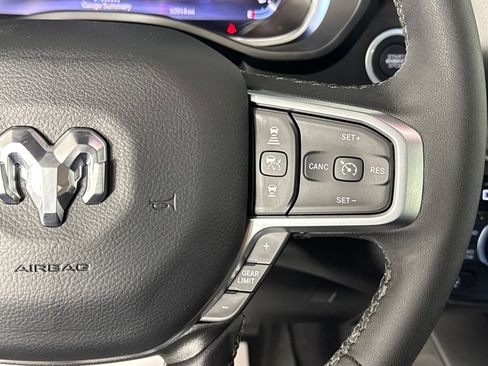 Certified 2025 RAM 1500 Big Horn AWD/4WD image 14