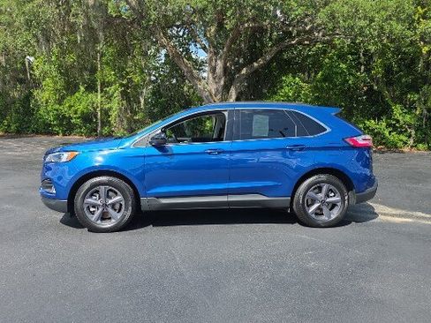 Certified 2022 Ford Edge SEL w/ Sport Appearance Package AWD/4WD image 9