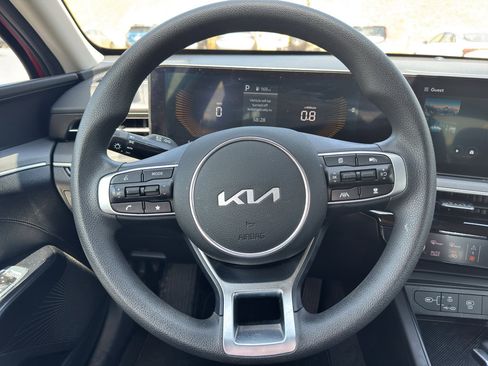 Used 2025 Kia K5 LXS FWD image 13