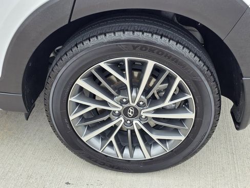 Used 2021 Hyundai Tucson Ultimate w/ Cargo Package image 35