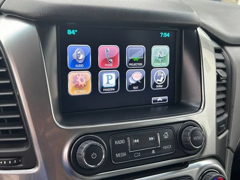 Used 2016 Chevrolet Tahoe LT RWD image 11