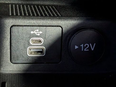 Used 2025 Ford Escape ST-Line FWD image 28