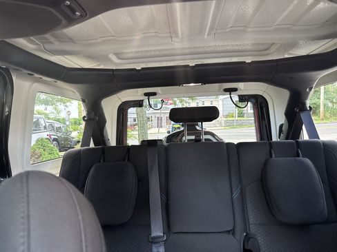 Used 2022 Jeep Wrangler Unlimited Rubicon 4xe w/ Steel Bumper Group image 32