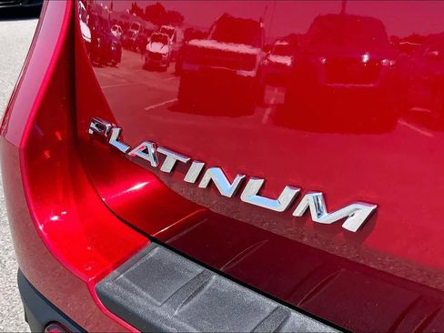 Certified 2025 Ford Explorer Platinum w/ Ultimate Package AWD/4WD image 11
