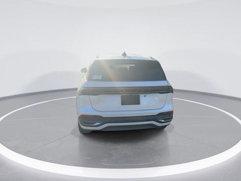 New 2026 Lincoln Nautilus Reserve image 7