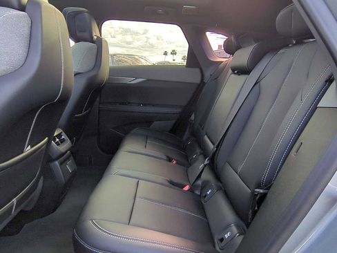 New 2025 Cadillac Optiq Luxury 1 image 24