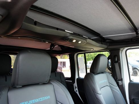 New 2025 Jeep Wrangler Unlimited Rubicon 4xe w/ Safety Group image 47