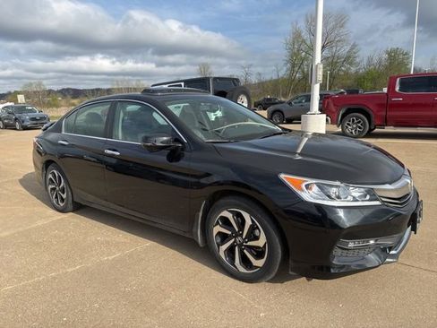 Used 2016 Honda Accord EX-L image 1