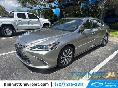 Used 2021 Lexus ES 300h w/ Premium Package