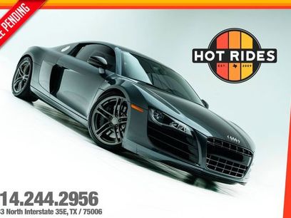Used 2012 Audi R8 V10 w/ Titanium Pkg