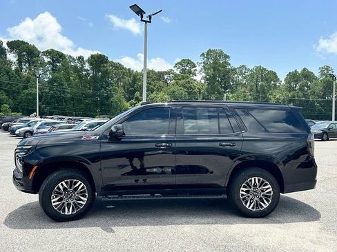 Used 2025 Chevrolet Tahoe Z71 w/ Comfort Package AWD/4WD image 34