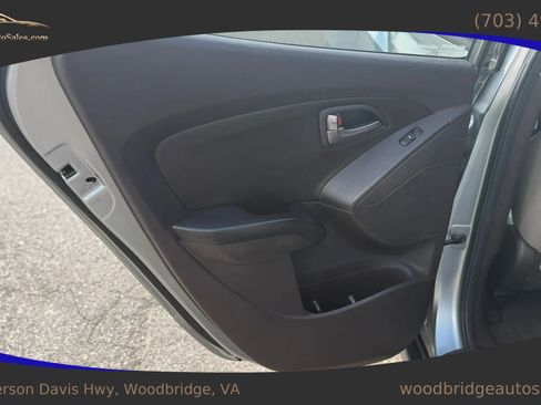 Used 2014 Hyundai Tucson Limited w/ Technology Package 02 FWD image 11