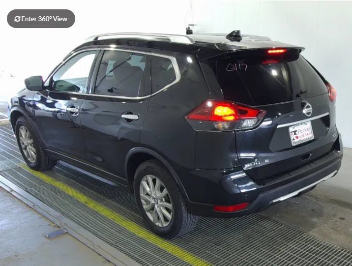 Used 2020 Nissan Rogue FWD image 3