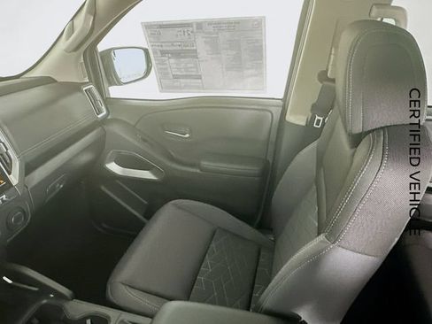 Certified 2025 Nissan Frontier SV w/ SV Convenience Package RWD image 23