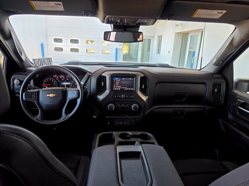 Used 2024 Chevrolet Silverado 2500 W/T w/ WT Convenience Package AWD/4WD image 9