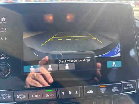 Used 2023 Honda Odyssey Sport image 16