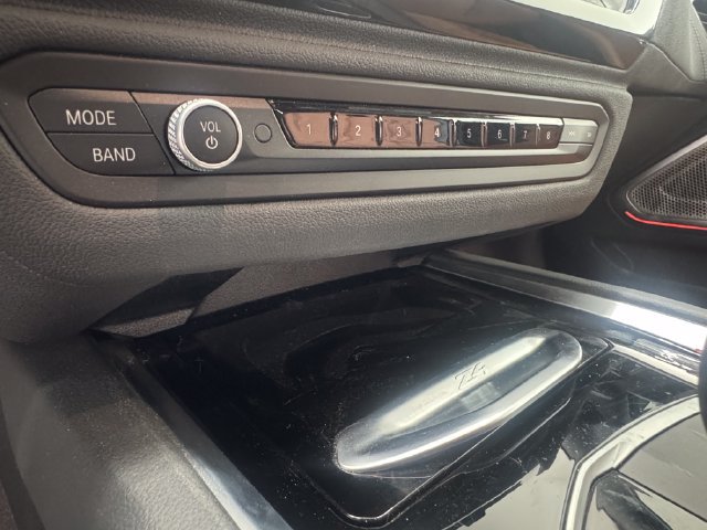 Used 2025 BMW Z4 M40i w/ Premium Package RWD image 32
