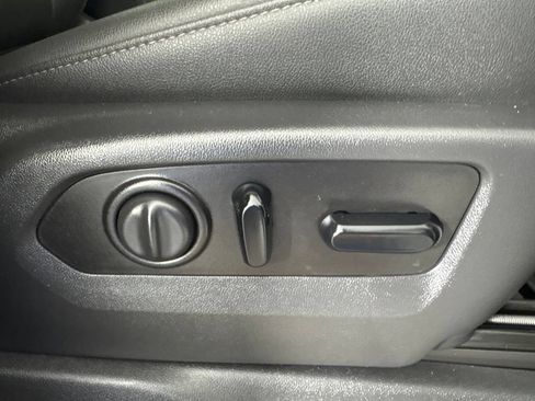 Used 2021 GMC Sierra 1500 SLT AWD/4WD image 35