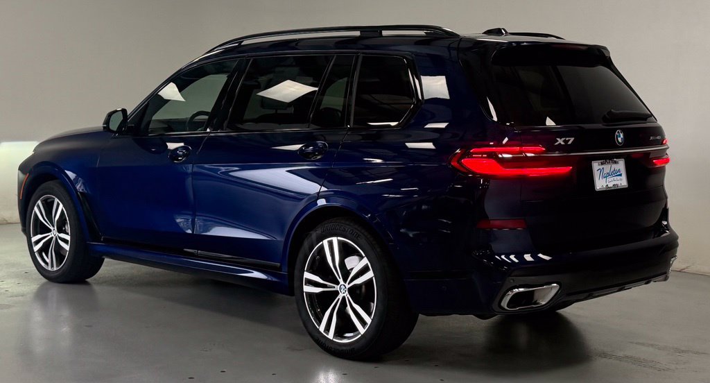 Used 2024 BMW X7 xDrive40i w/ Executive Package AWD/4WD image 4