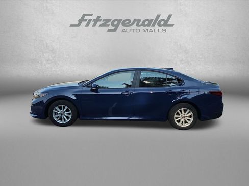 Used 2026 Toyota Camry LE AWD/4WD image 5