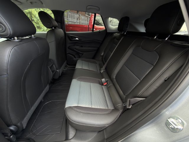 New 2026 Chevrolet Trax LT w/ Driver Confidence Package FWD image 18