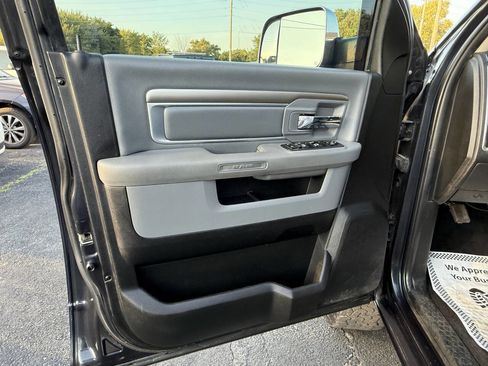 Used 2018 RAM 2500 Lone Star image 13