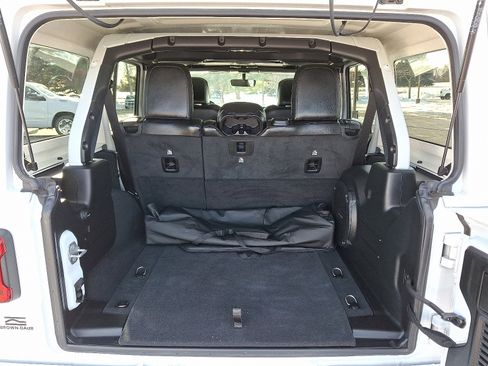 Certified 2021 Jeep Wrangler Unlimited Sahara image 30