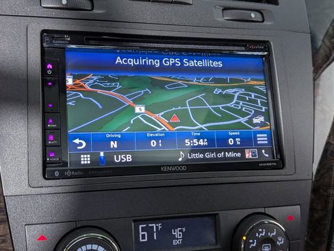 Used 2008 Cadillac DTS w/ Sun And Navigation Package image 18