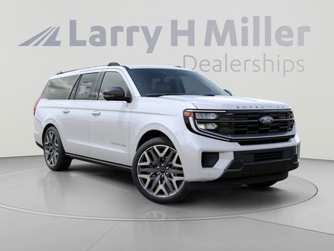 New 2027 Ford Expedition Max Platinum w/ Platinum Ultimate Package AWD/4WD image 4