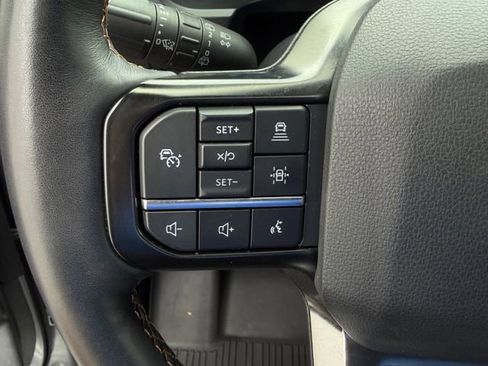 Used 2023 Ford Expedition Platinum image 14