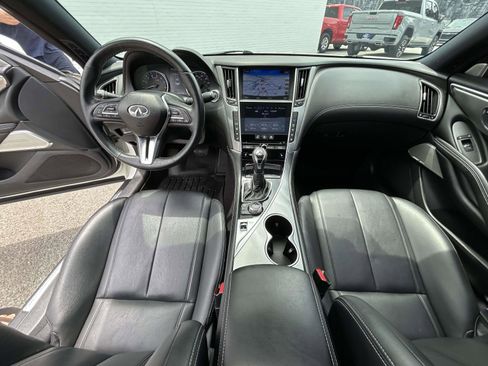 Used 2018 INFINITI Q60 3.0t Luxe w/ Sensory Package 3.0T Luxe RWD image 13
