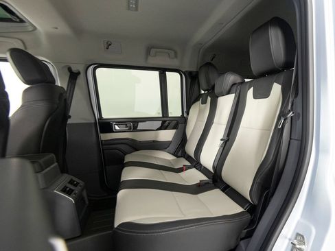 New 2025 INEOS Grenadier Fieldmaster Edition AWD/4WD image 34