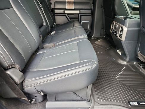 Used 2022 Ford F250 Lariat w/ Black Appearance Package image 25